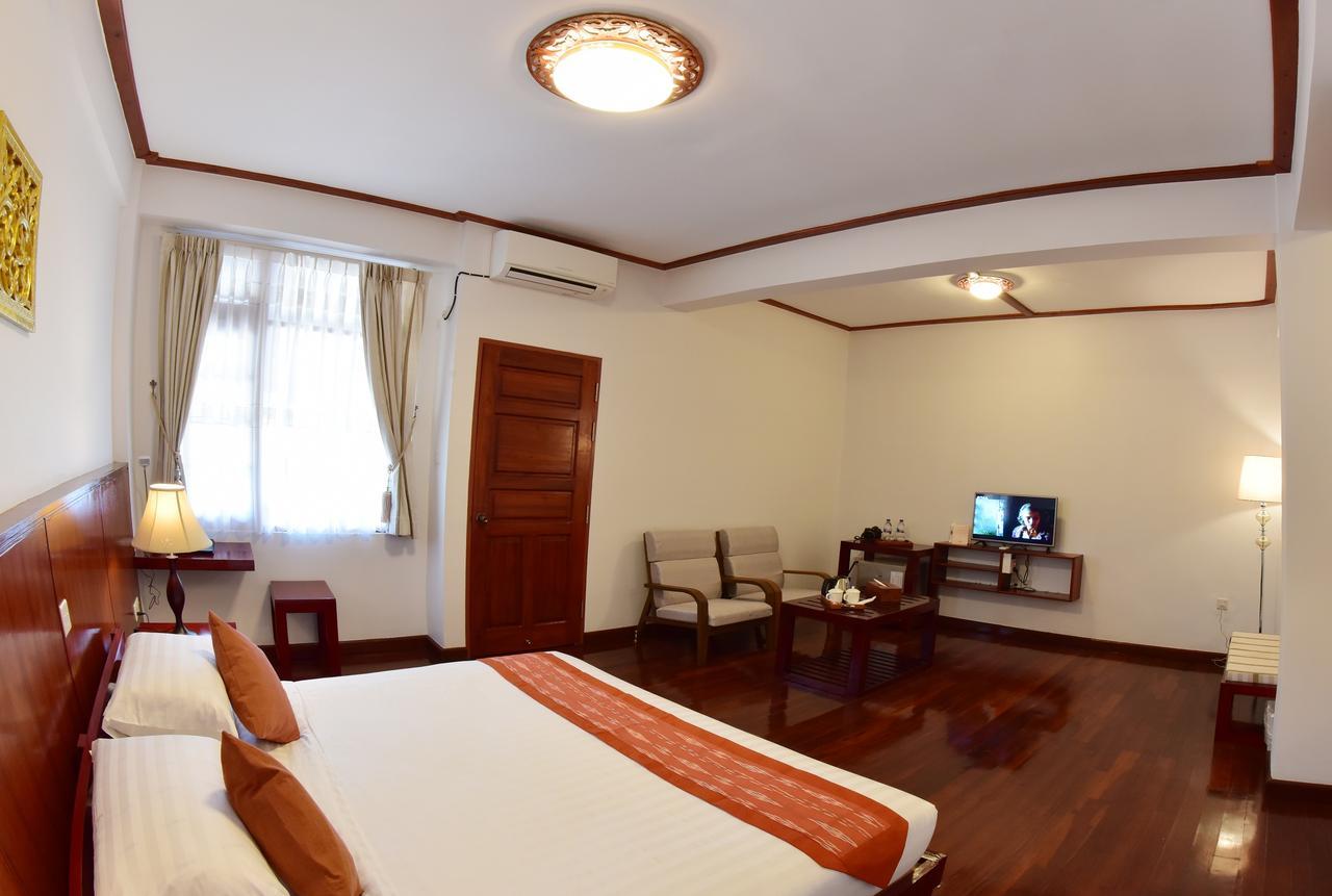 Hotel Maineli Nyaung Shwe Exterior photo